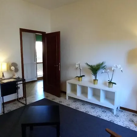 Agnolo 73 Iv Lägenhet *